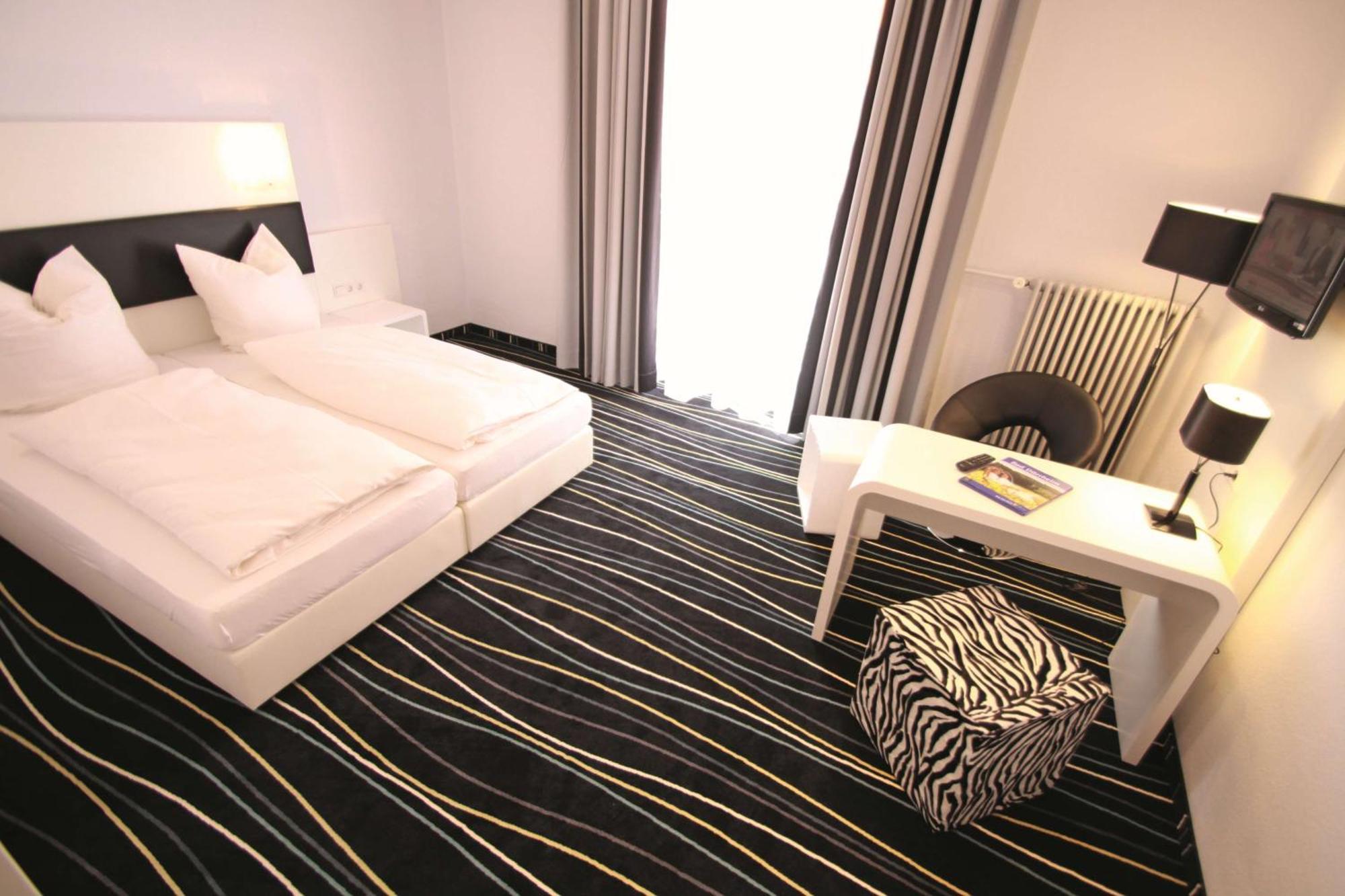Sure Hotel By Best Western Bad Durrheim ภายนอก รูปภาพ