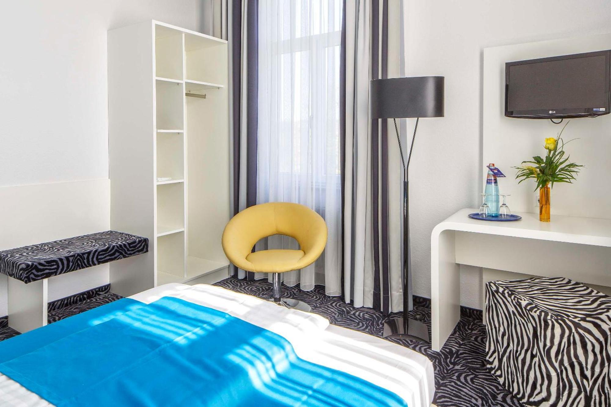Sure Hotel By Best Western Bad Durrheim ภายนอก รูปภาพ